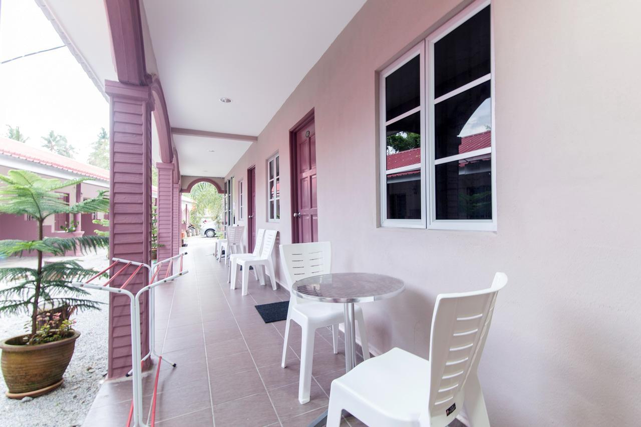 Zen Rooms Basic Kampung Guest House Langkawi Extérieur photo